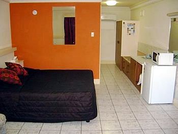 Alice Springs Airport Motel מראה חיצוני תמונה